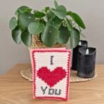 crochet I love you card