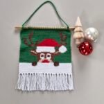 crochet Rudolf the reindeer wall hanging
